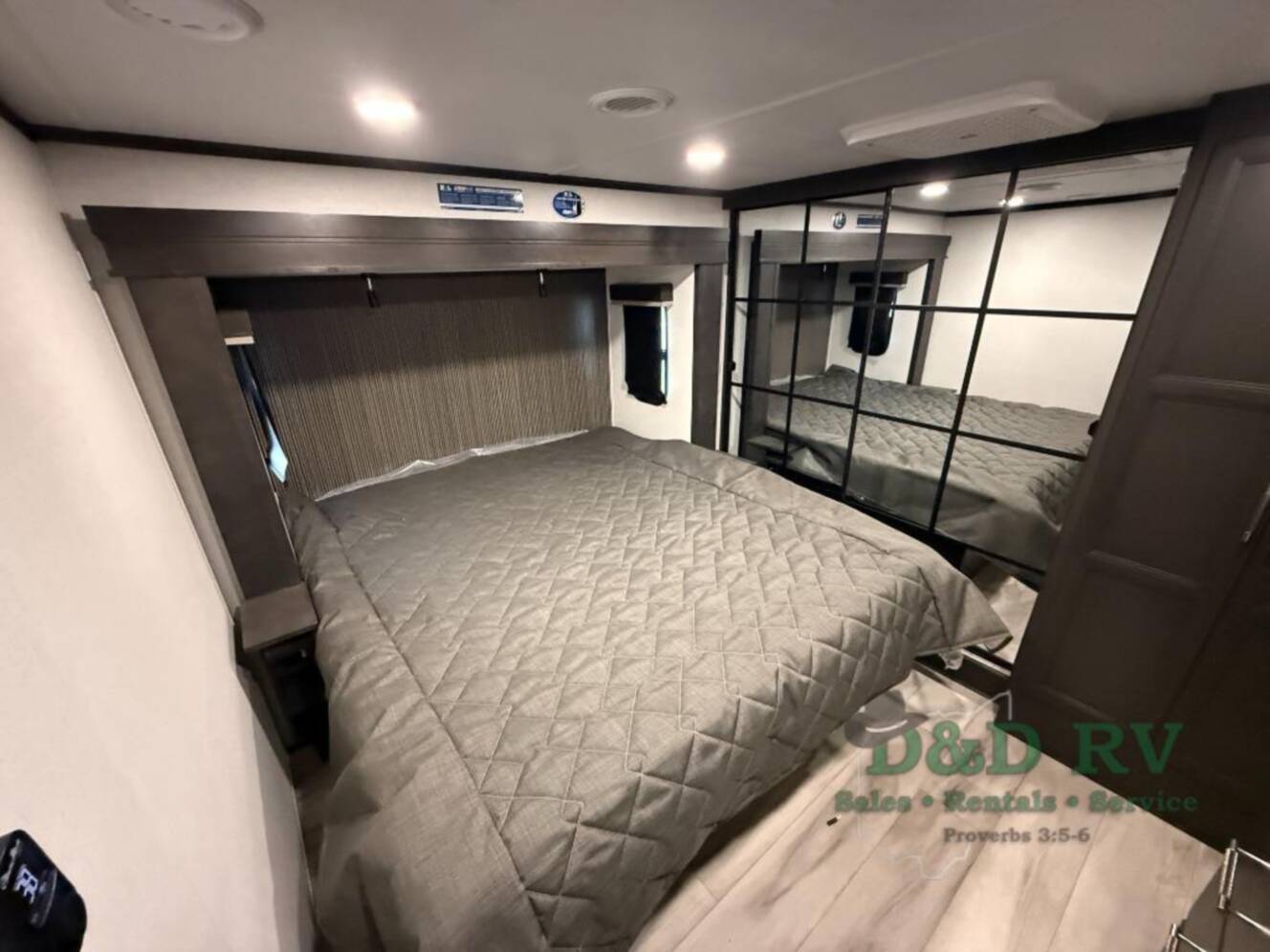A photo of this 2026 Keystone Rv Alpine Avalanche Edition 338GK