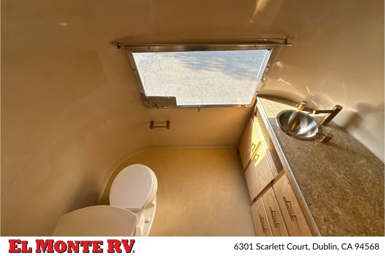 A photo of this 1966 Airstream Safari TWIN
