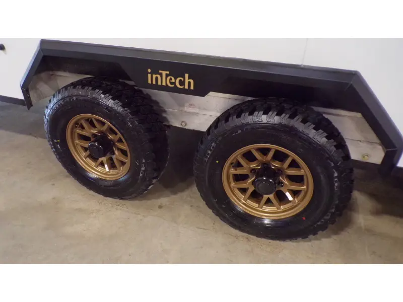 2026 INTECH Black Wing 826-X