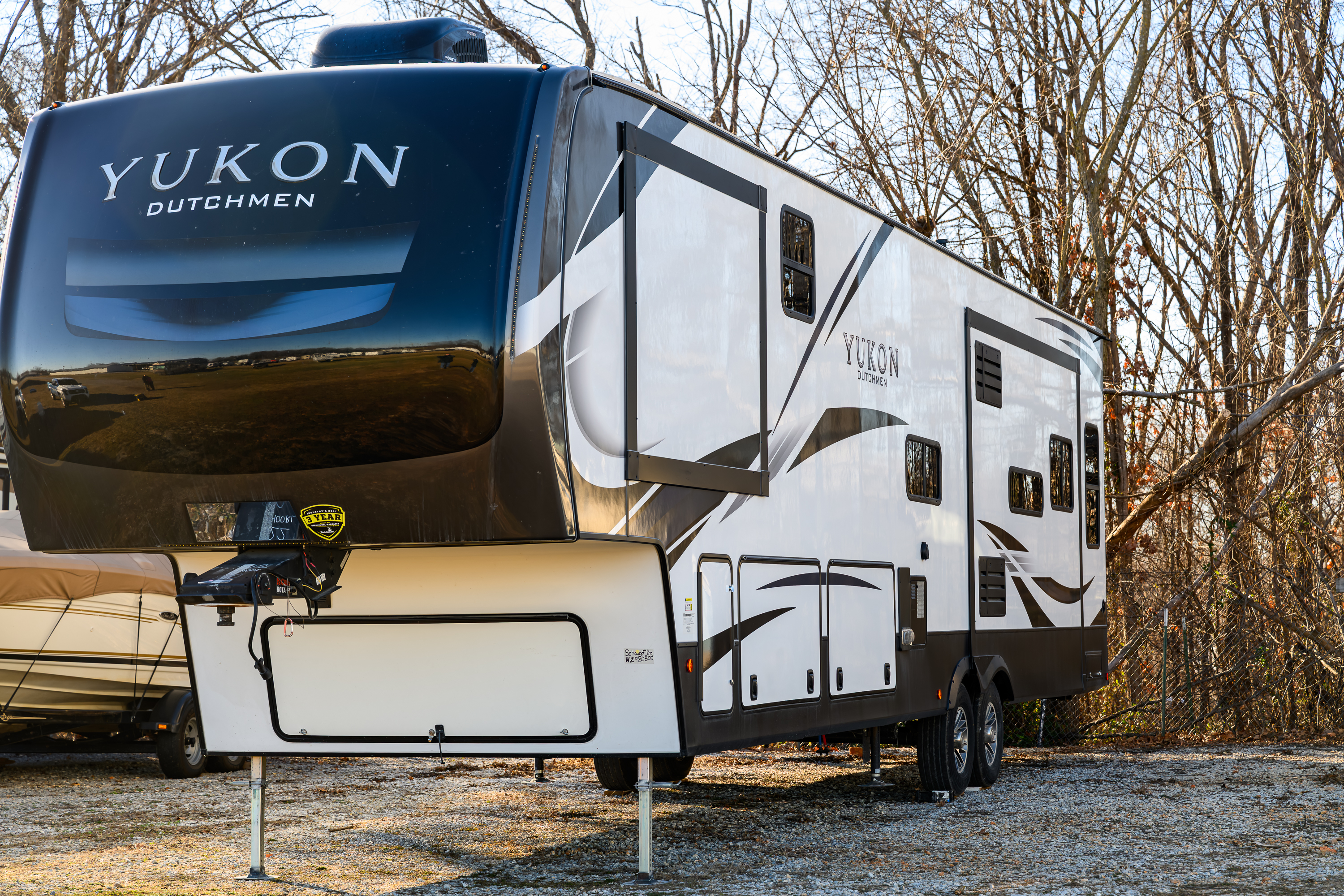 2022 Dutchmen YUKON 400RL RV