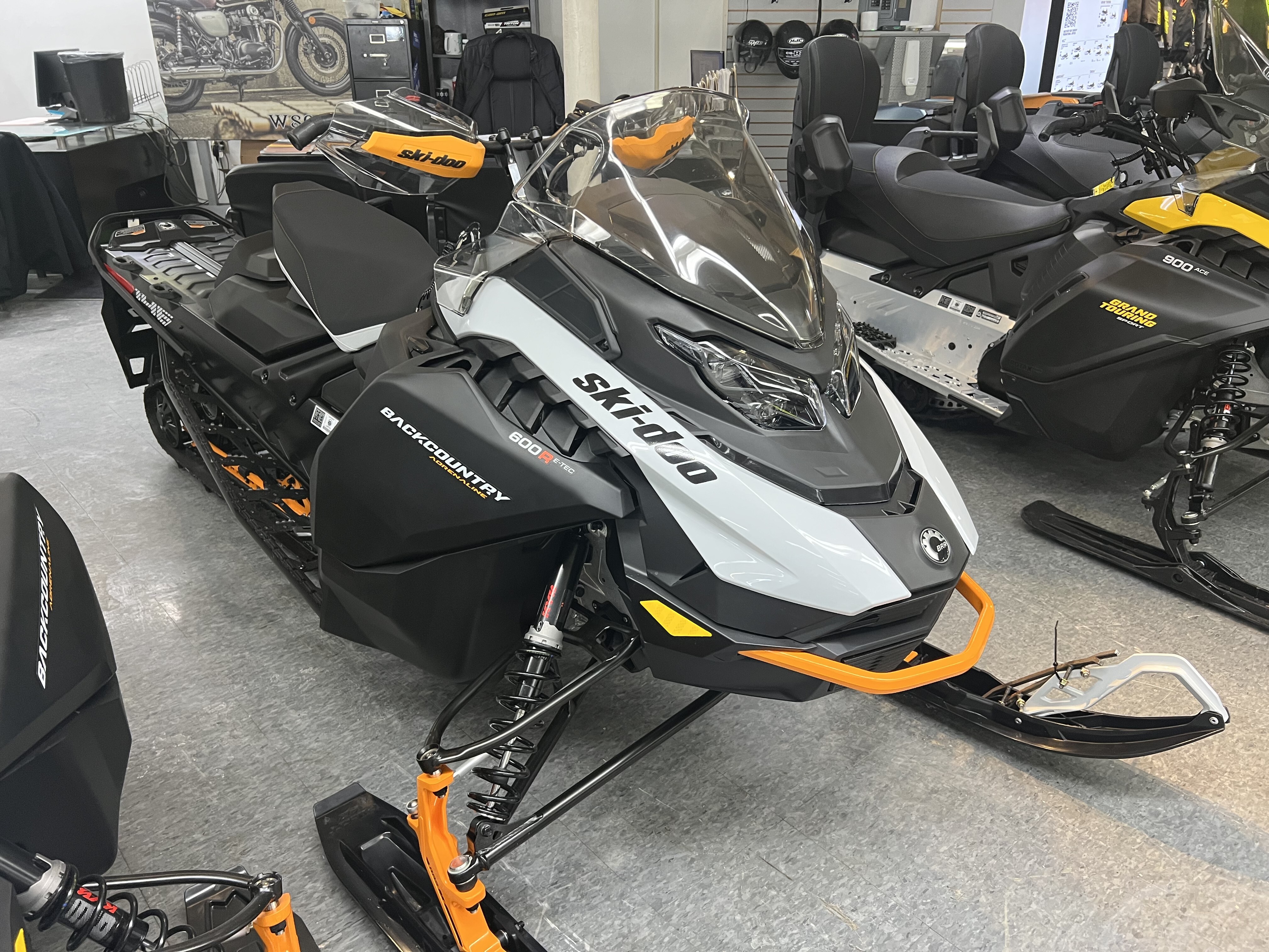 2026 Ski-Doo Backcountry Adrenaline 600R E-TEC ES Storm 1.5 in rutland VT