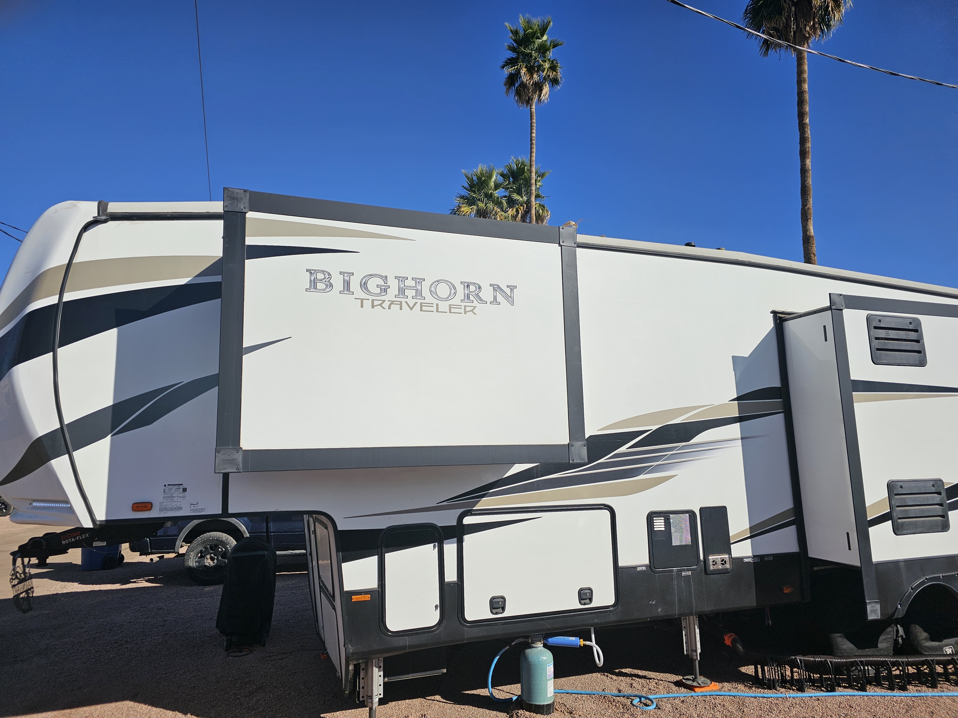 2022 Heartland BIGHORN TRAVELER 32RS in gaston IN