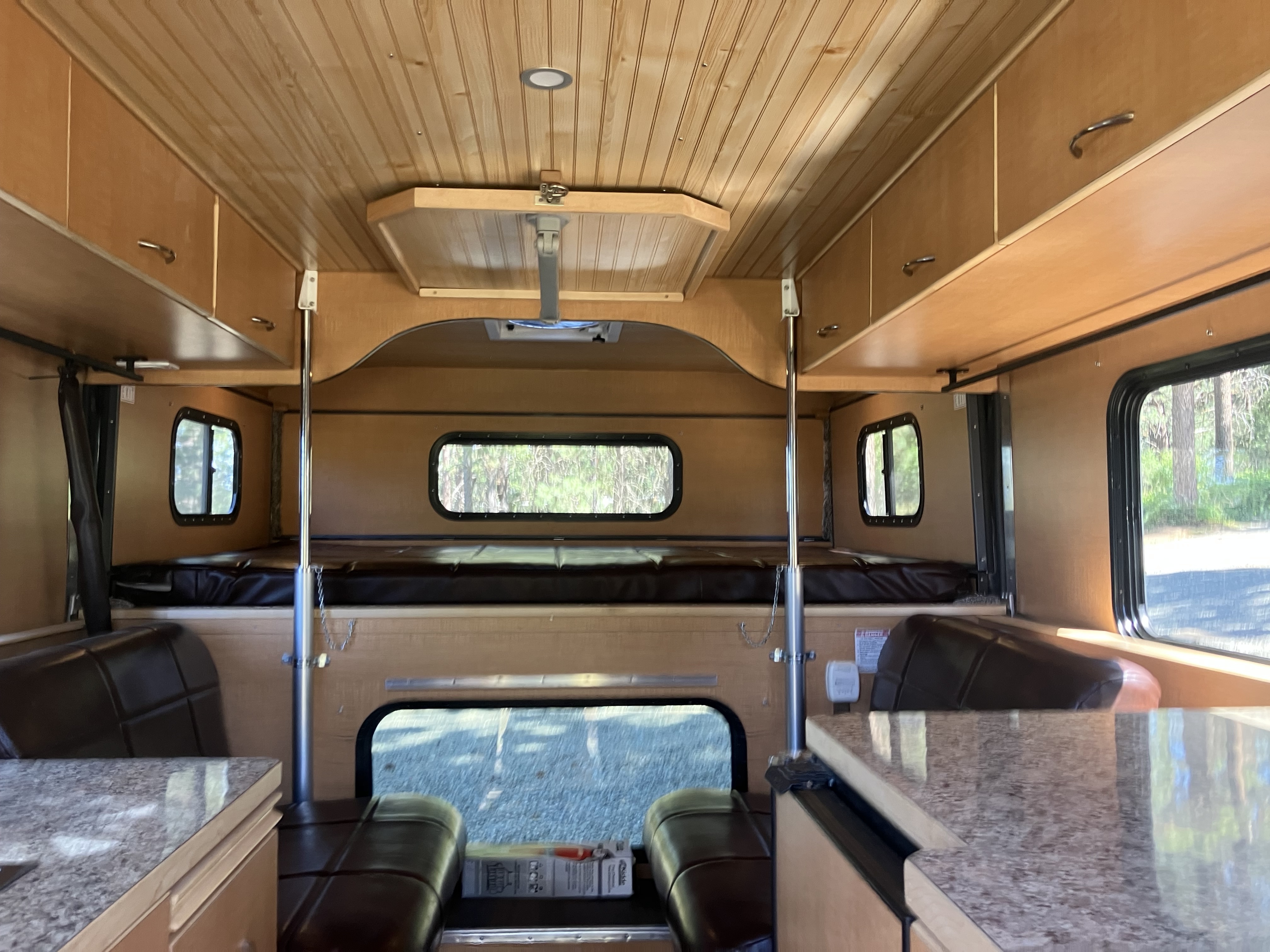 2025 Alaskan 800 SI in baker city OR