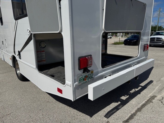 2020 Winnebago MINNIE WINNIE 328QR in kissimmee FL