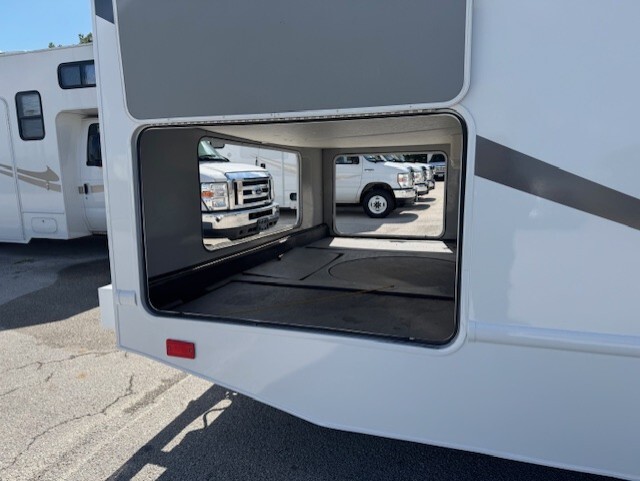 2020 Winnebago MINNIE WINNIE 328QR in kissimmee FL
