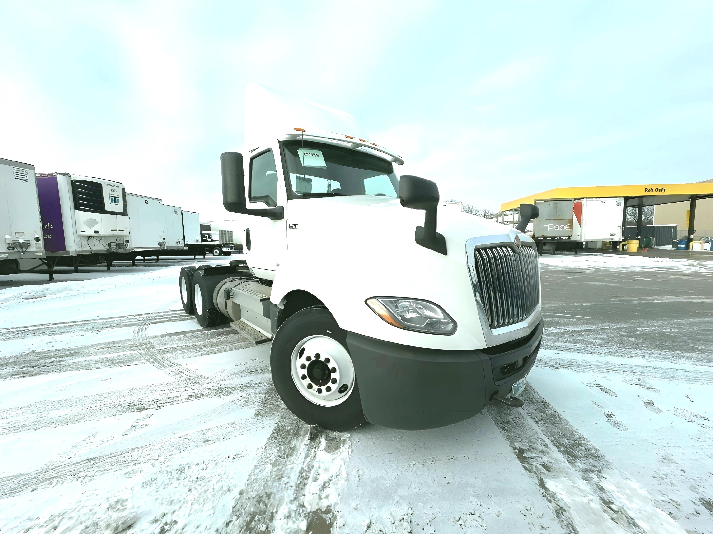 2019 INTERNATIONAL LT625 in Goshen, IN