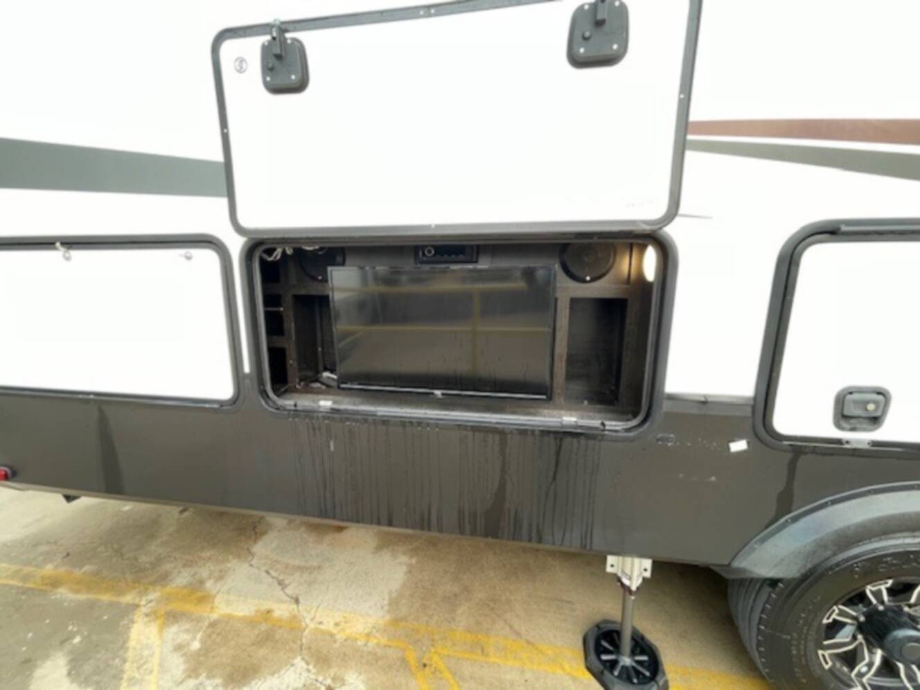 A photo of this 2018 Grand Design Momentum 376TH