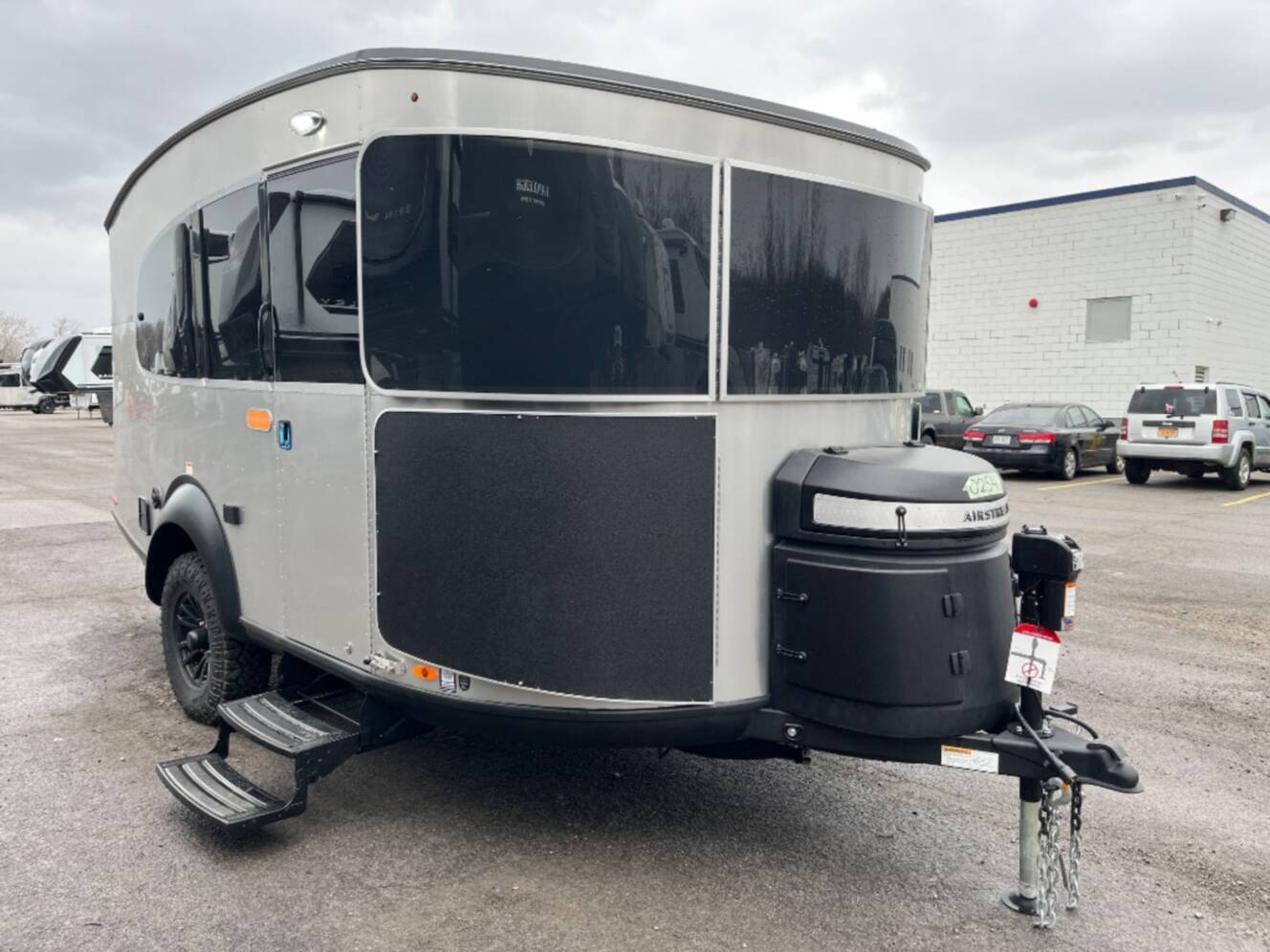 A photo of this 2026 Airstream Basecamp Xe 20Xe