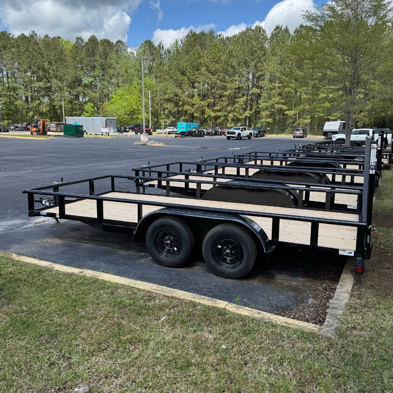 A photo of this 2025 Top Hat Trailers 16X83" MP