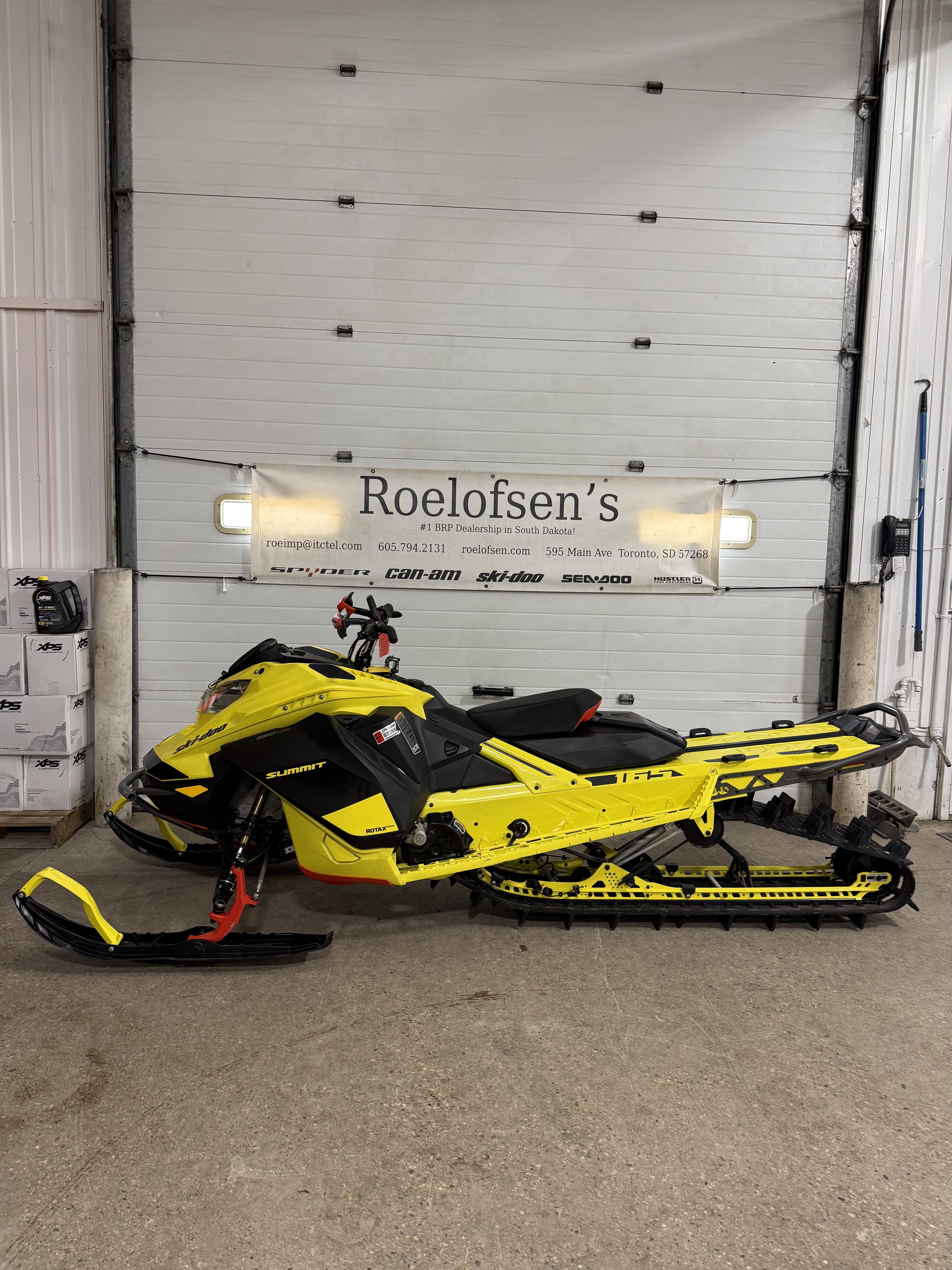 2020 Ski-Doo Summit 165 850 E-TEC Turbo SHOT in toronto SD