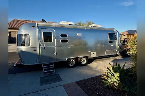 2022 Airstream FLYING CLOUD 27FB QUEEN in peoria AZ
