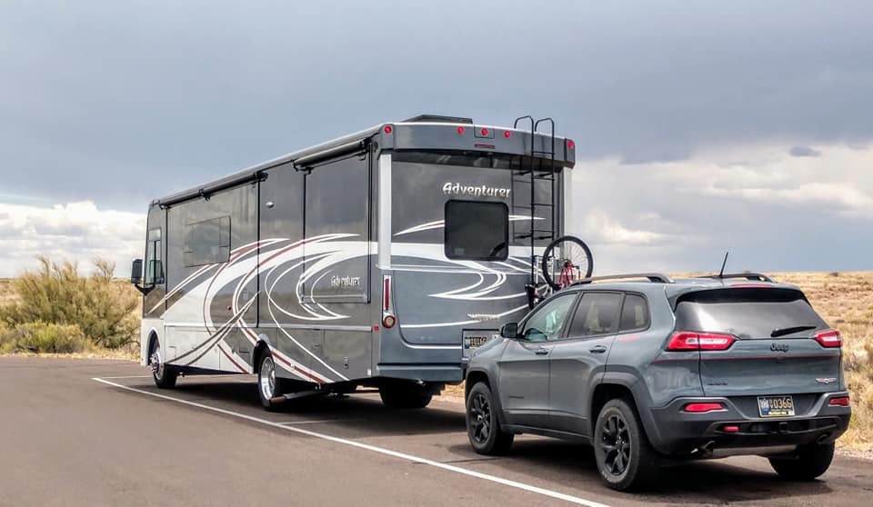 2017 Winnebago ADVENTURER 38Q in los lunas NM