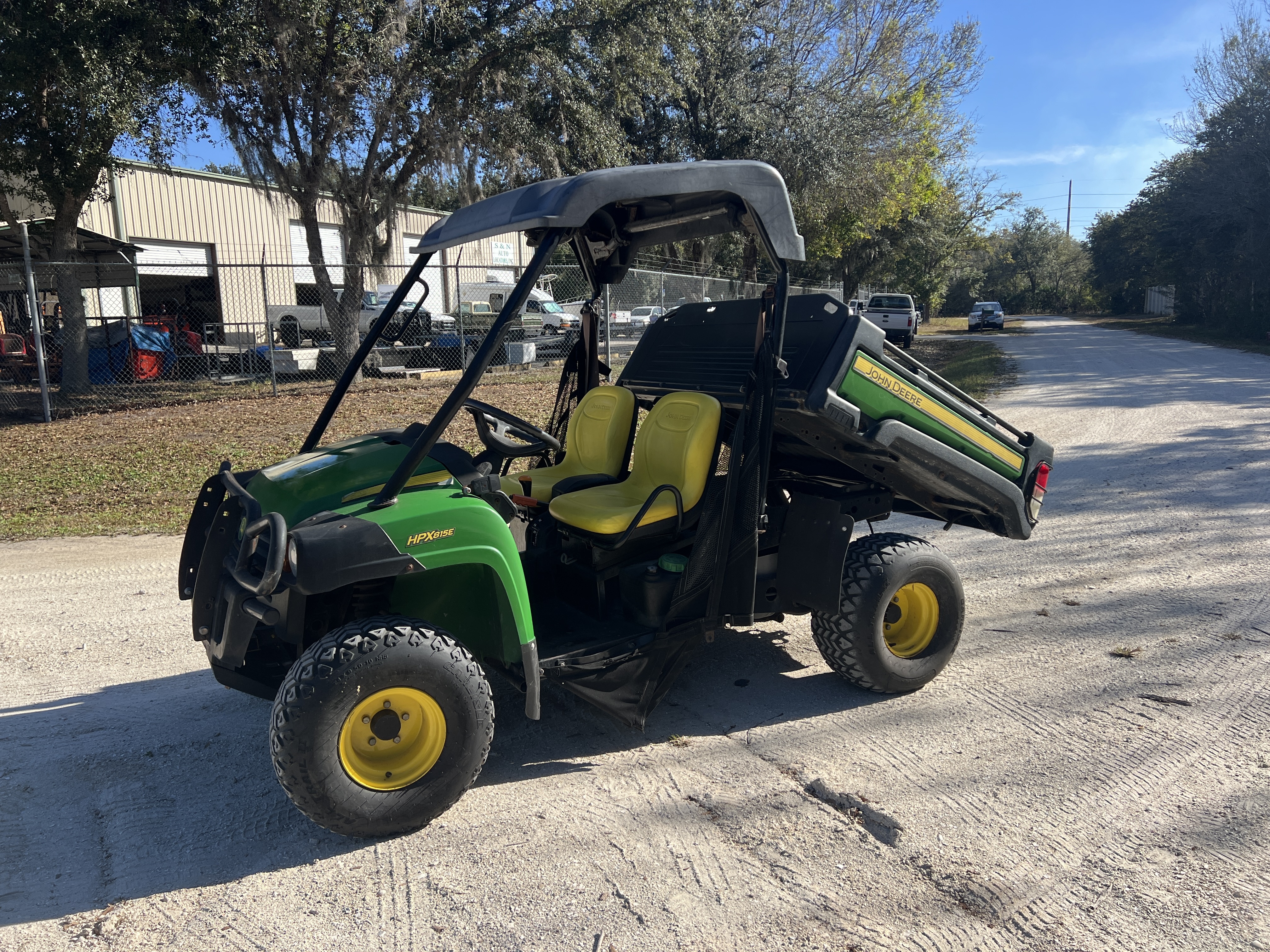 2019 JOHN DEERE GATOR HPX815E in Lake Placid, FL