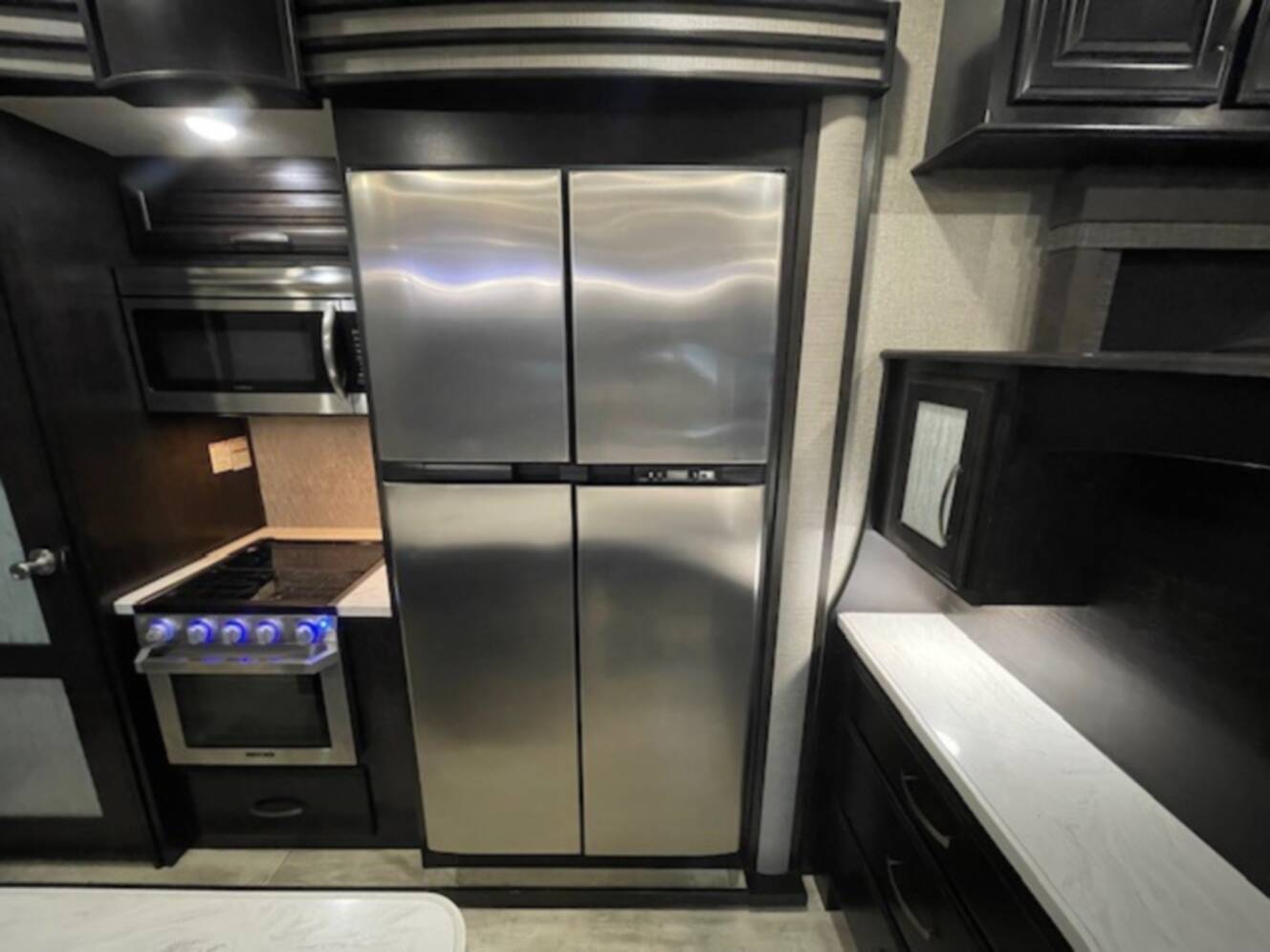 A photo of this 2018 Grand Design Momentum 376TH
