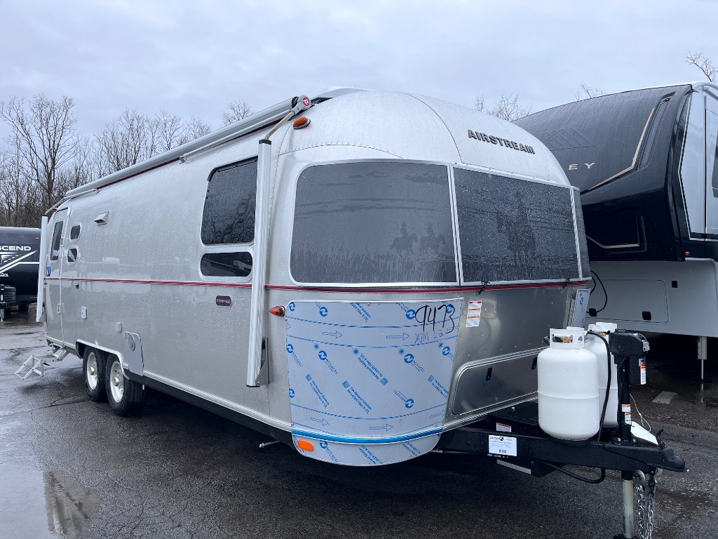 2026 Airstream Stetson + 6666 Special Edition Queen Bed in orchard park NY