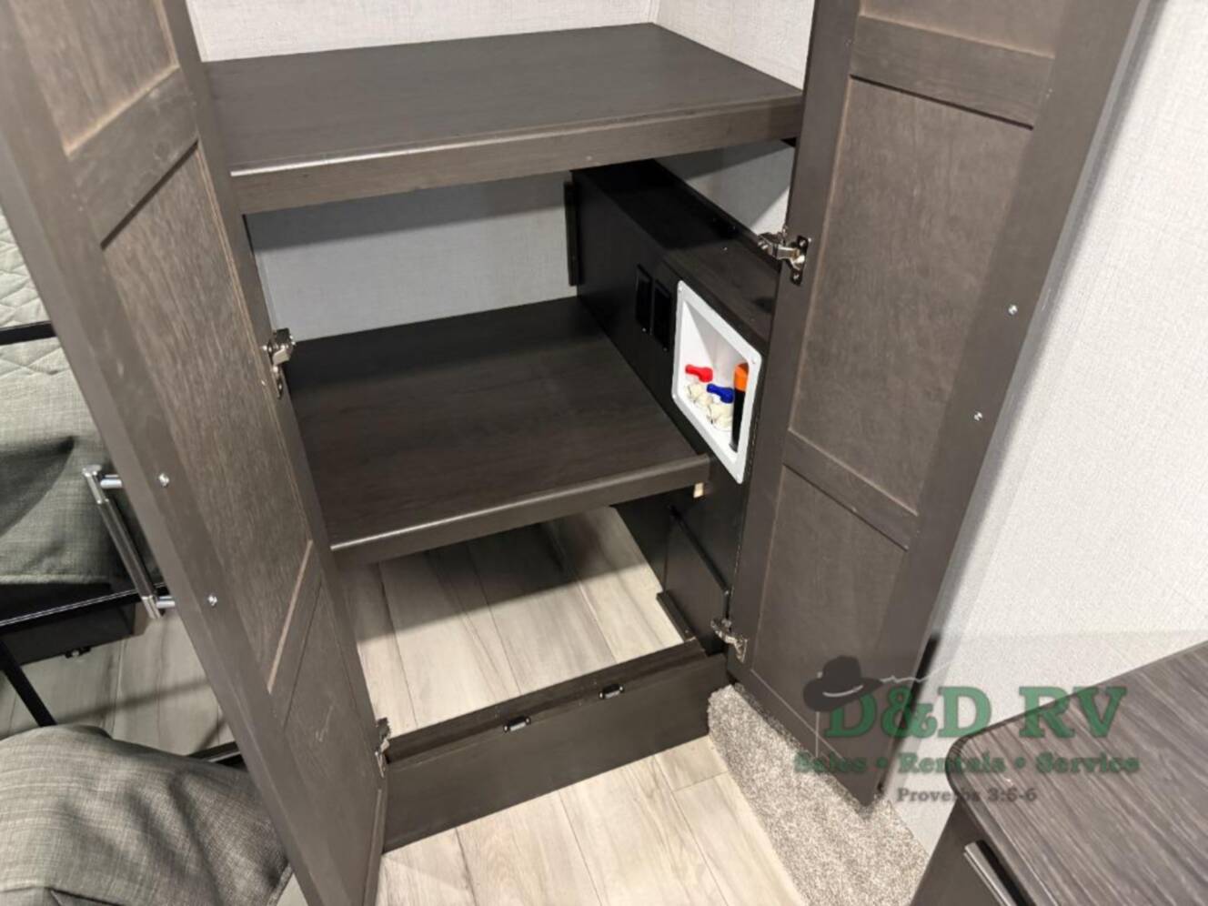 A photo of this 2026 Keystone Rv Alpine Avalanche Edition 338GK