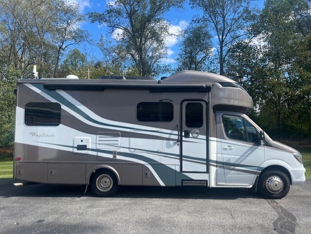 2019 Tiffin Motorhomes WAYFARER 25 QW RV