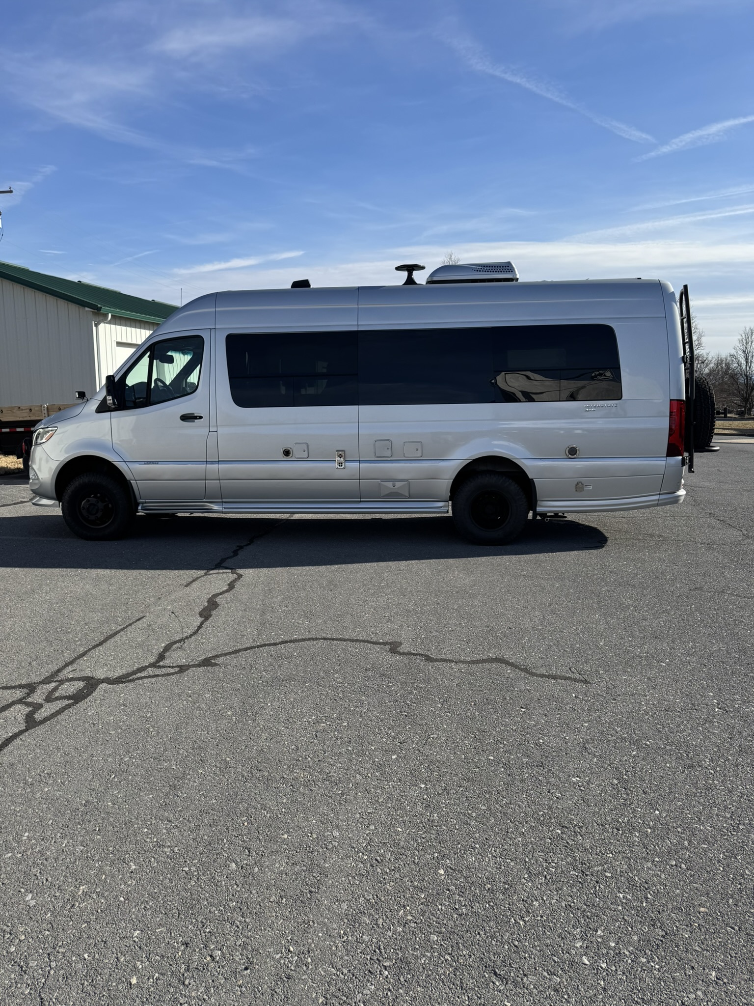 2022 Airstream INTERSTATE 24GL 4X4 in winchester VA