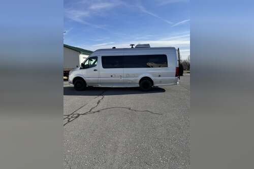 2022 Airstream INTERSTATE 24GL 4X4 in winchester VA