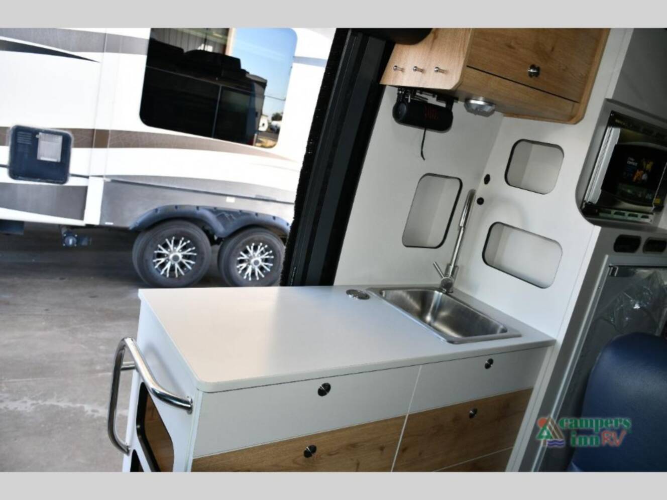 A photo of this 2026 Airstream Rangeline RGT