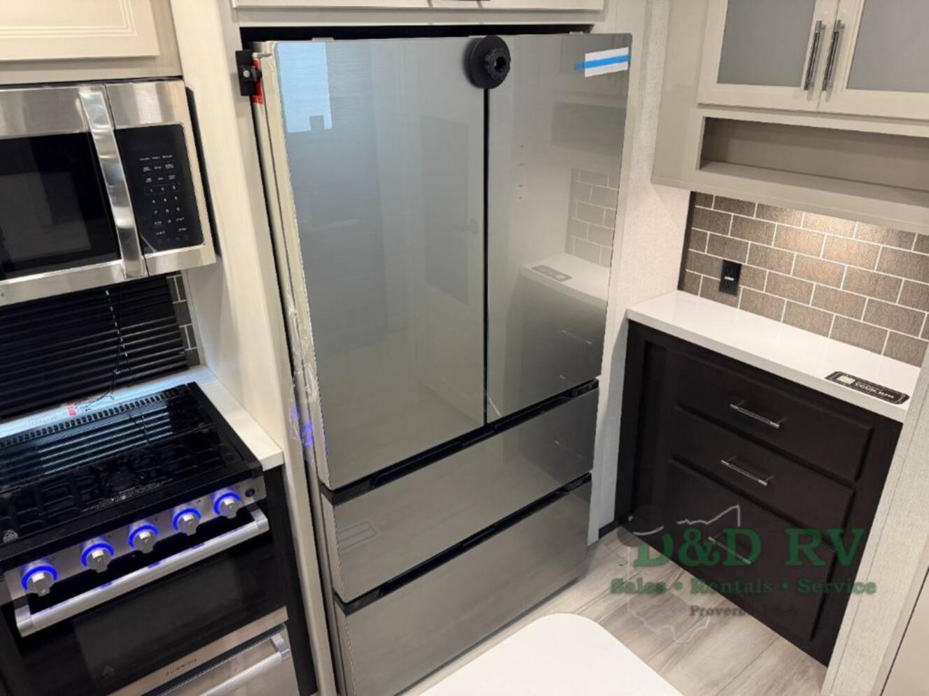 A photo of this 2026 Keystone Rv Alpine Avalanche Edition 338GK