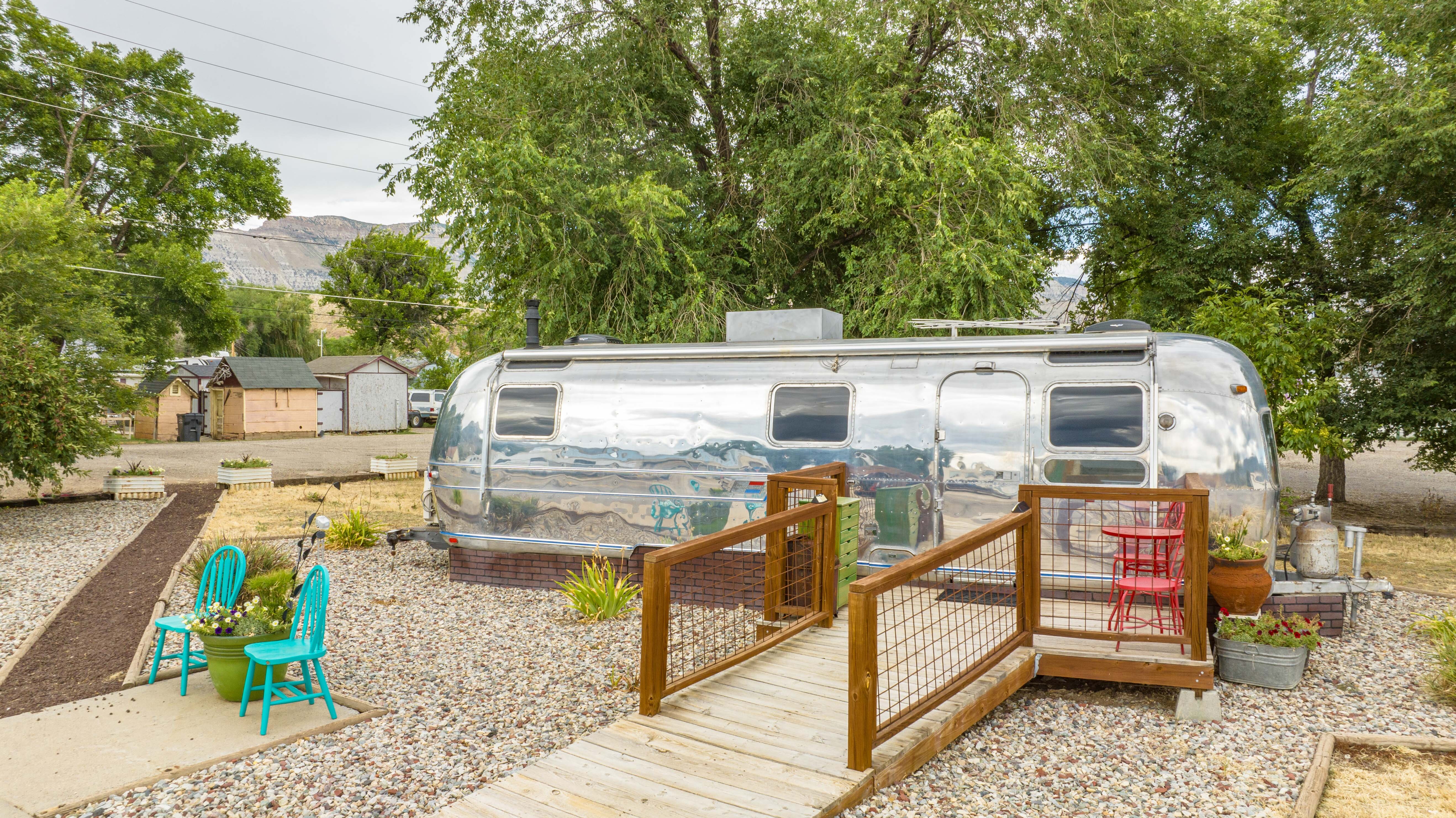 1972 Airstream SOVEREIGN 35 RV