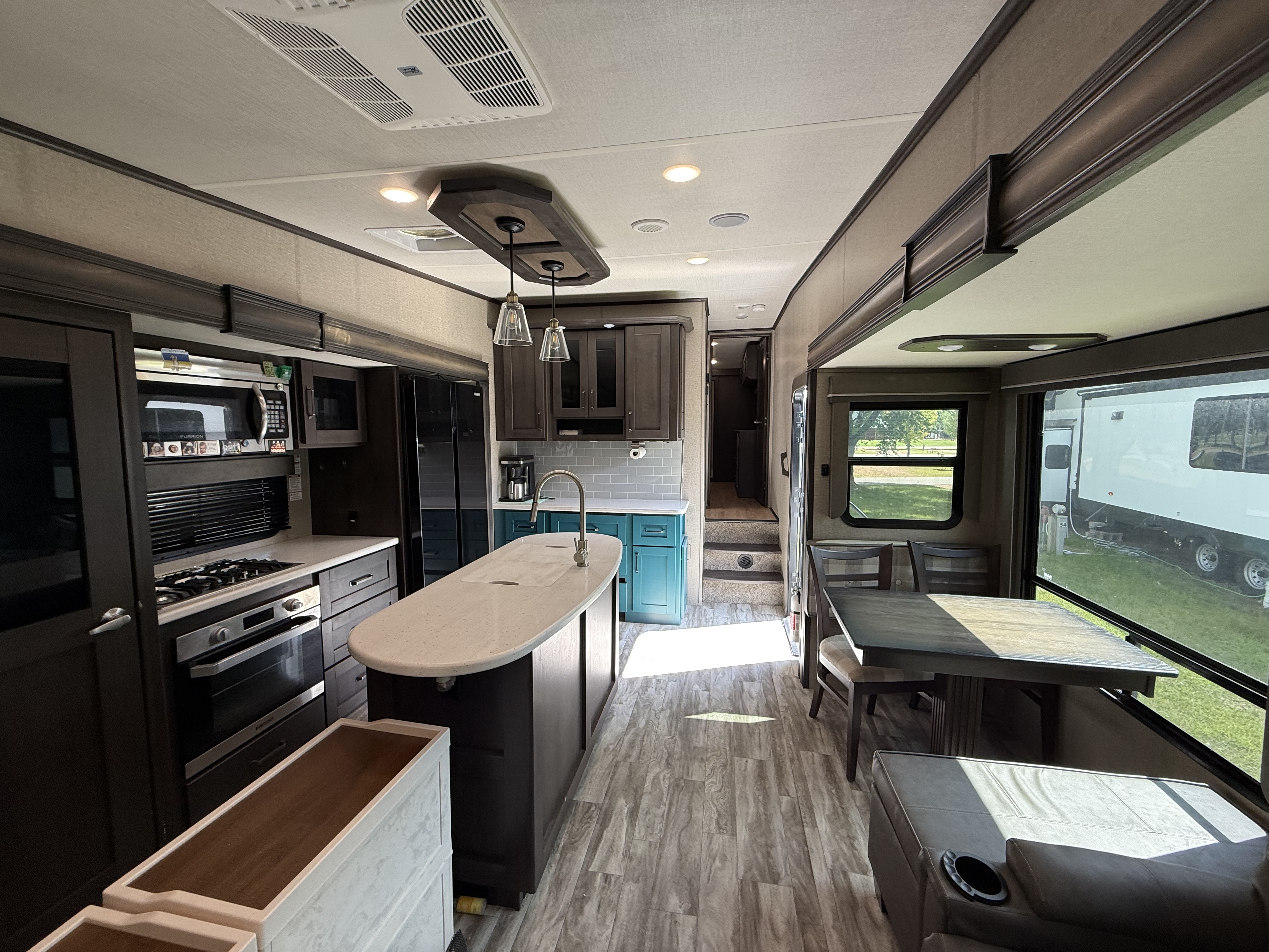 2022 Grand Design REFLECTION 337RLS in plover WI