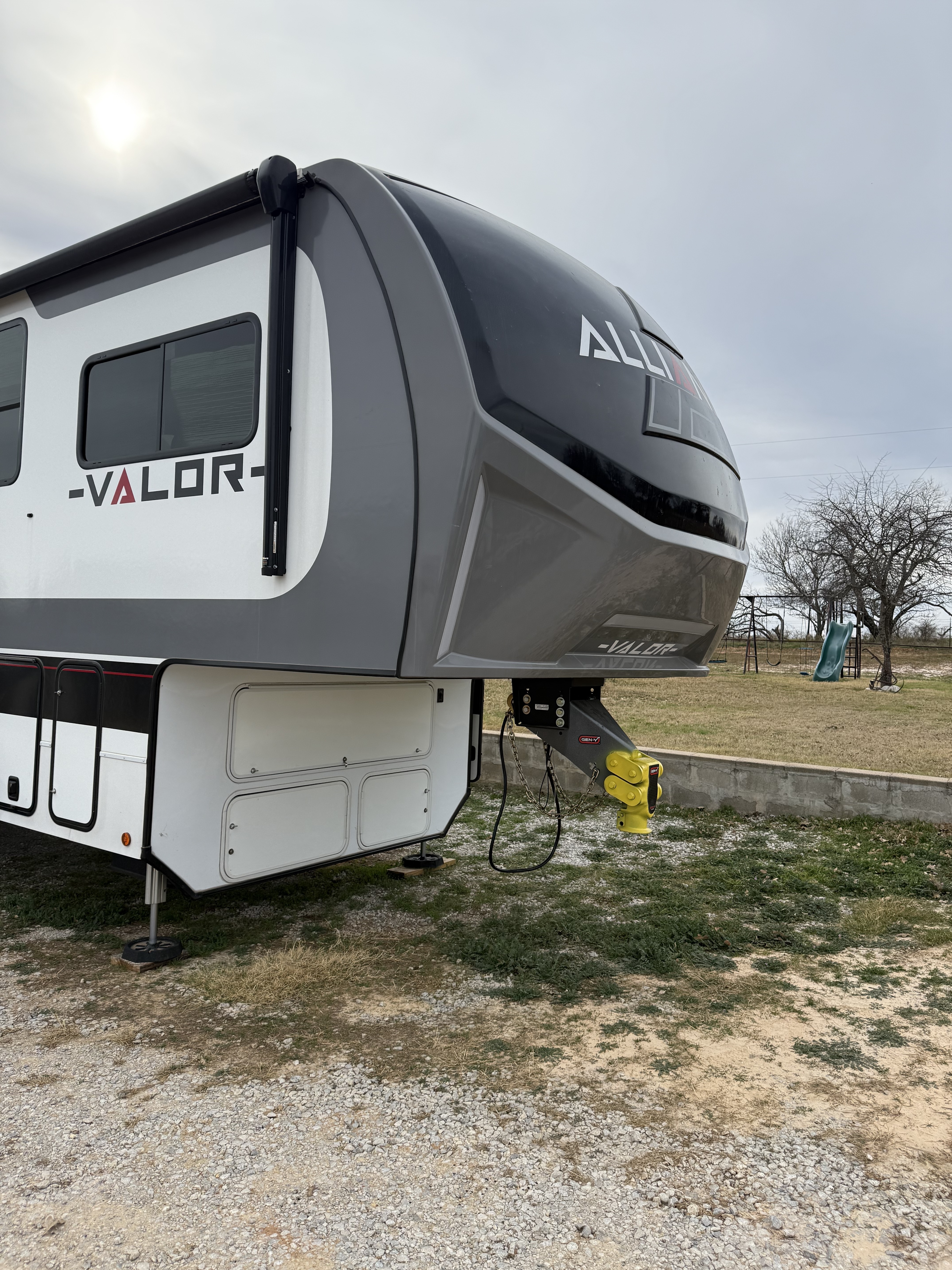 2025 Alliance Rv VALOR 44V14 RV