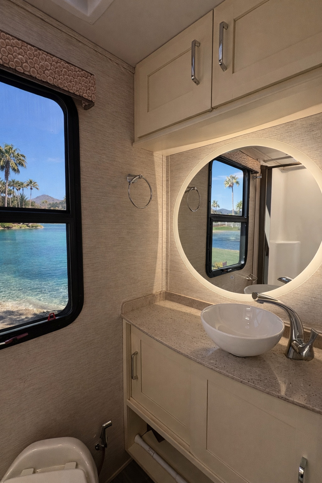 2021 Tiffin Motorhomes WAYFARER 25 RW in fargo ND