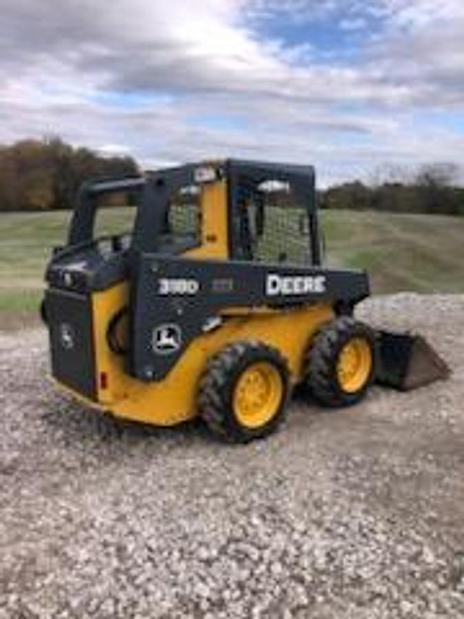 2011 JOHN DEERE 318D in Deputy, IN