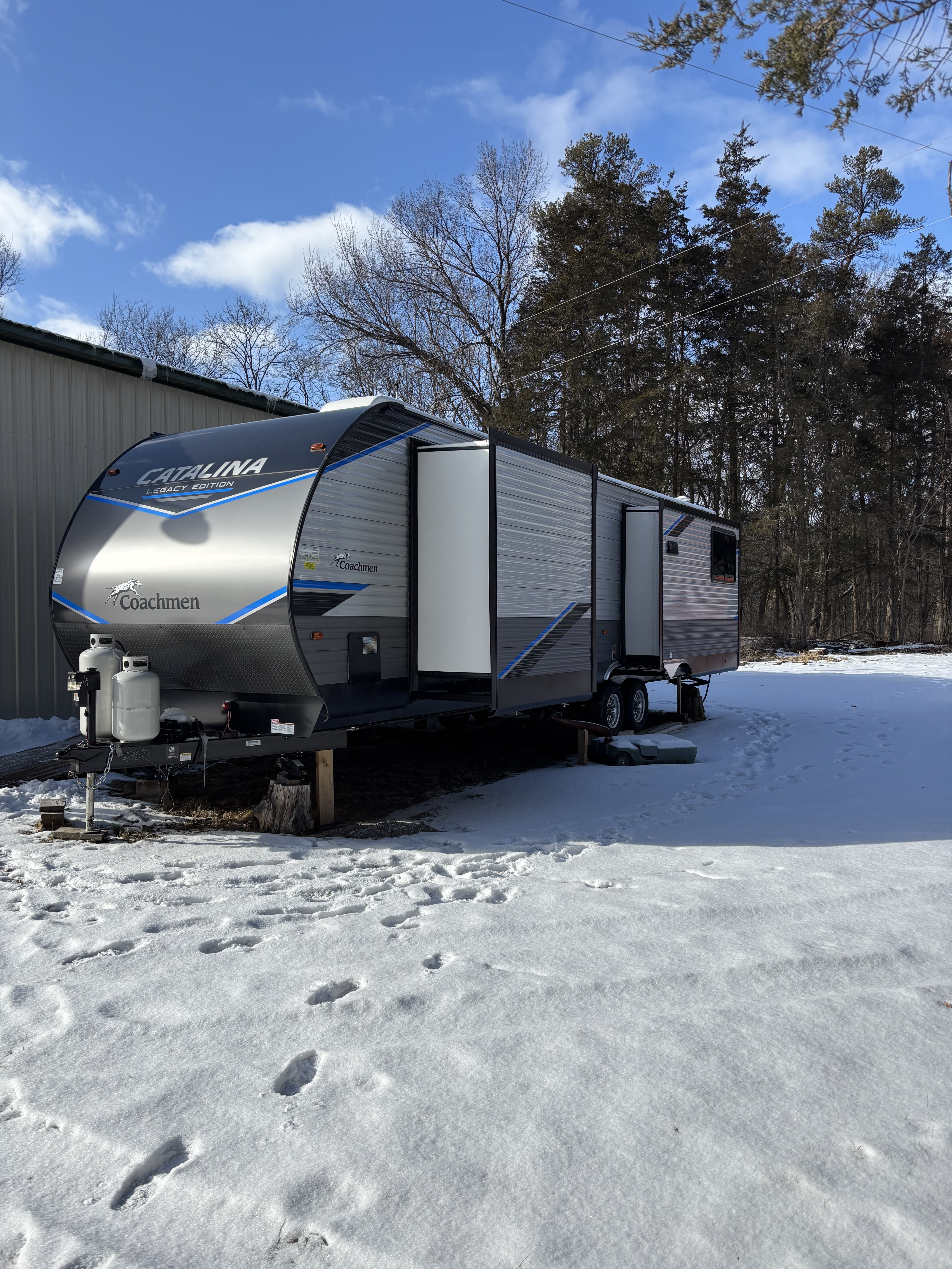2022 Coachmen CATALINA LEGACY 343BHTS in beloit WI