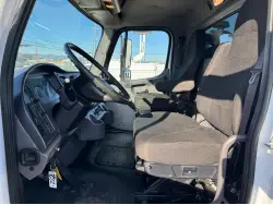 2017 FREIGHTLINER M2