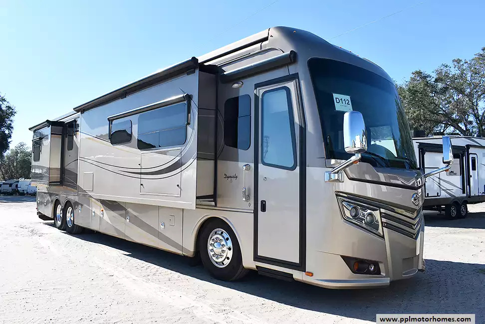 2014 Monaco Dynasty 44PDQ in summerfield FL