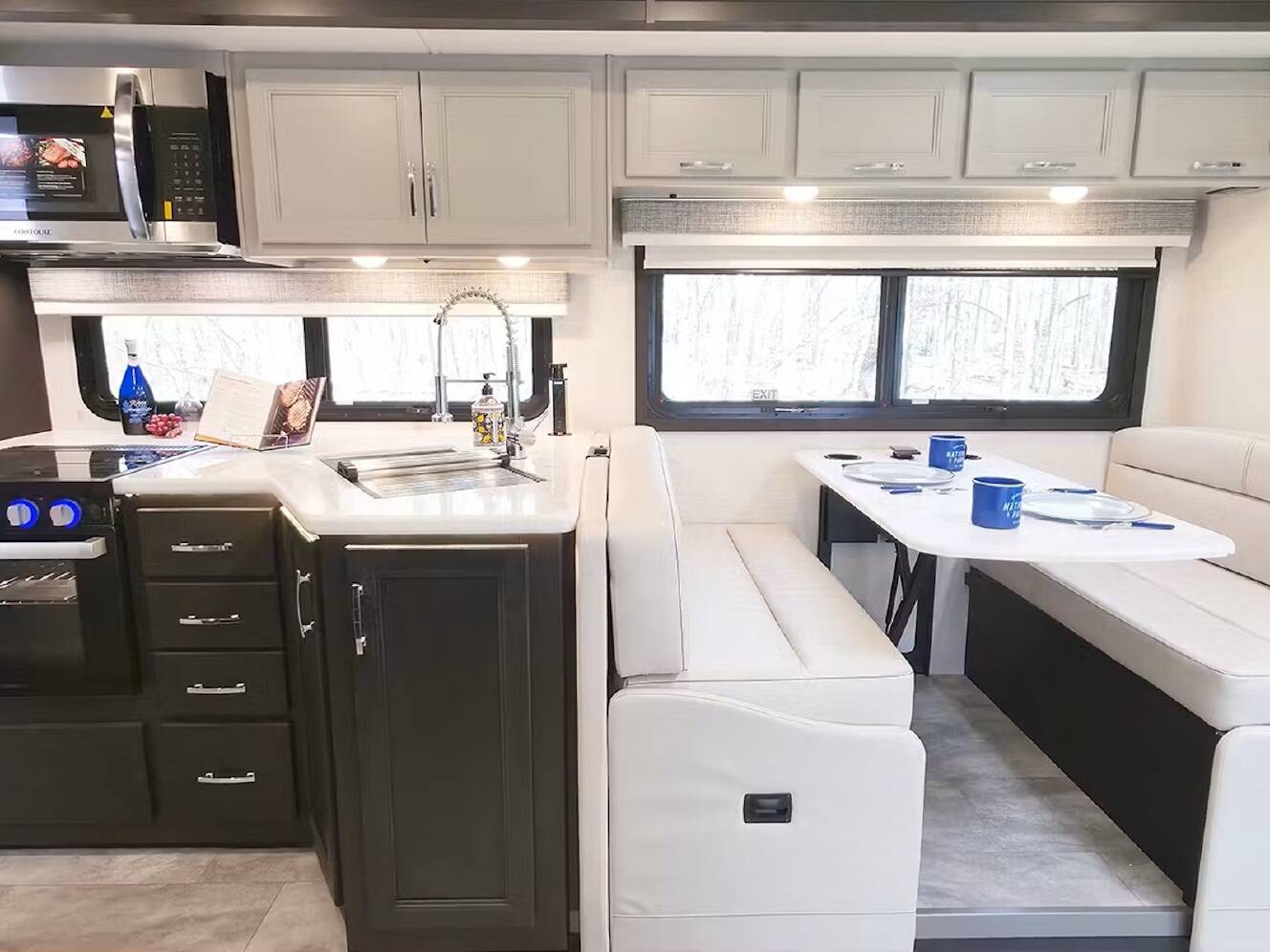 A photo of this 2026 Thor Motor Coach MAGNITUDE GRAND L35
