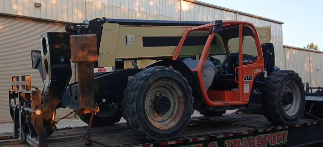 2016 JLG Industries, Inc. 1055 in Bristol, PA