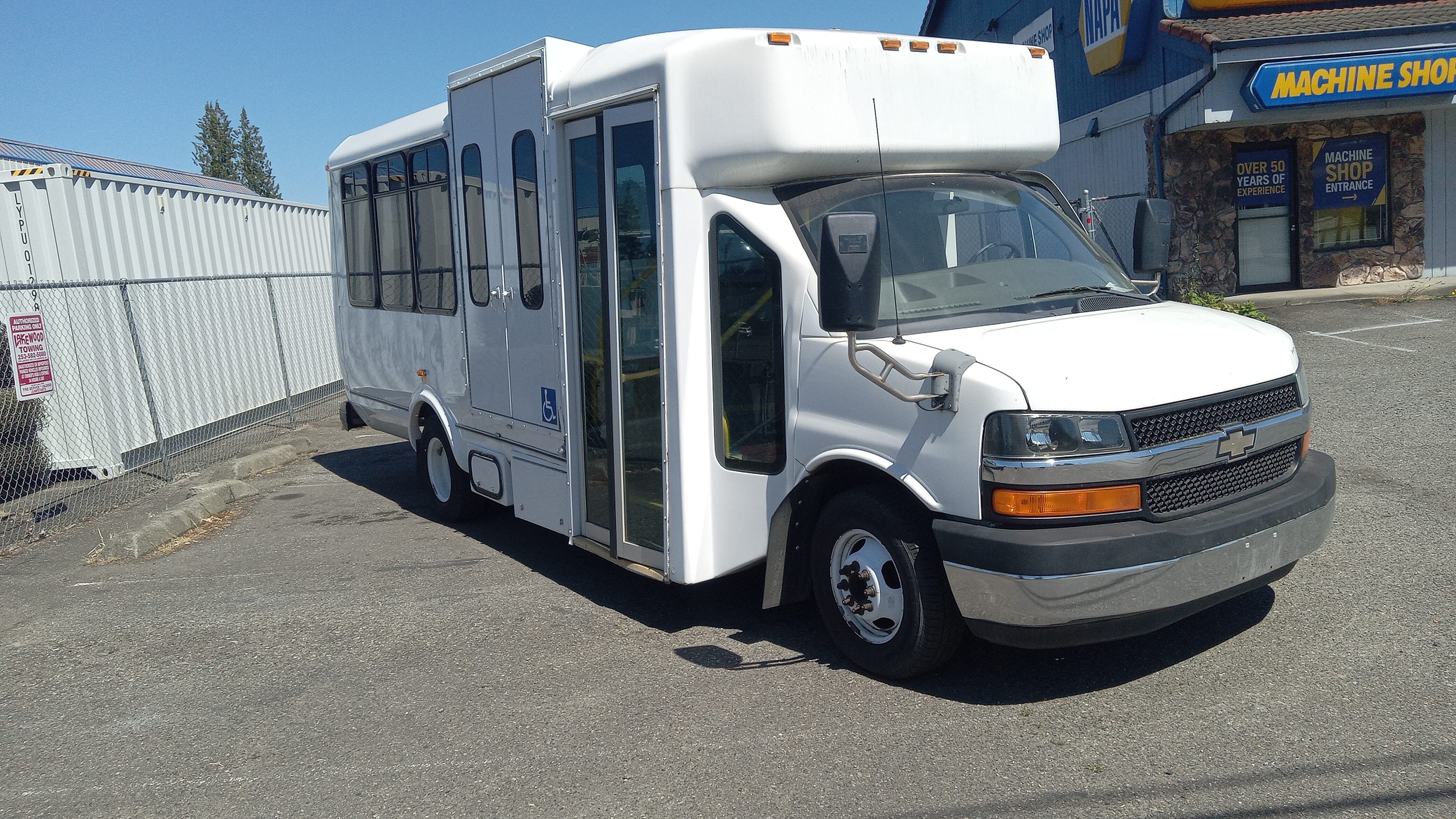 2013 CHEVROLET 4500 HD in Lakewood, WA