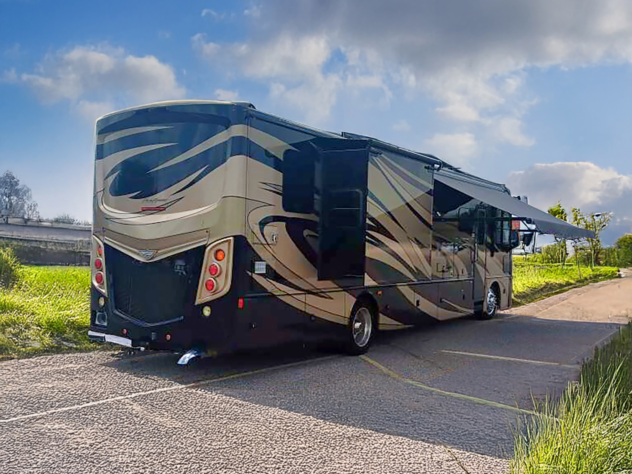 2017 Fleetwood PACE ARROW 36U RV