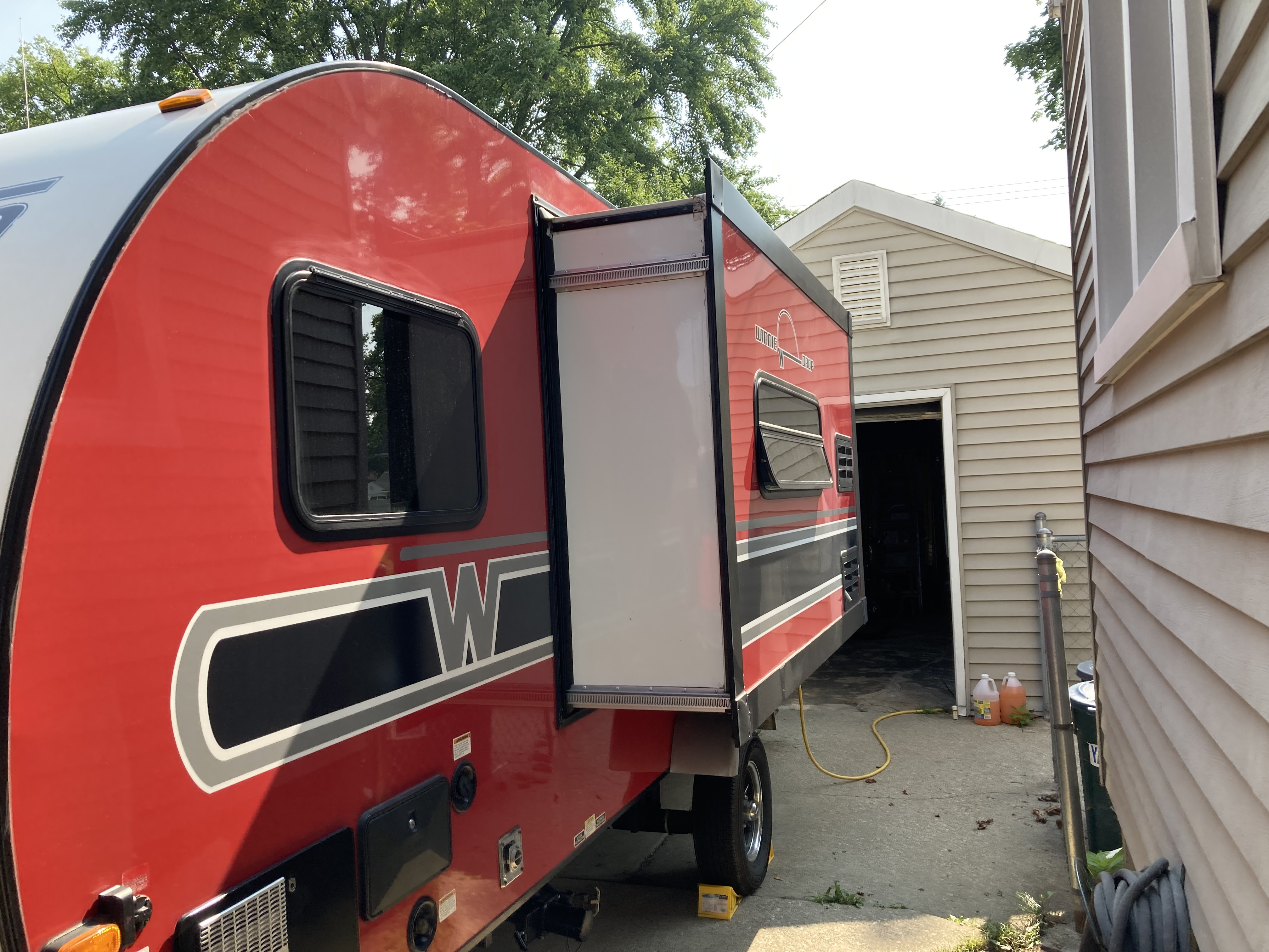2018 Winnebago WINNIE DROP WD1790 in berkley MI