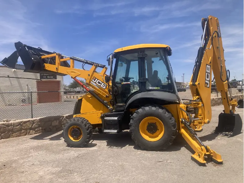 2023 JCB 3CX 15