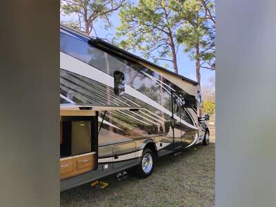Magnitude Rv Thor Motor Coach Magnitude Super C RVs For Sale near Land O Lakes, FL ...