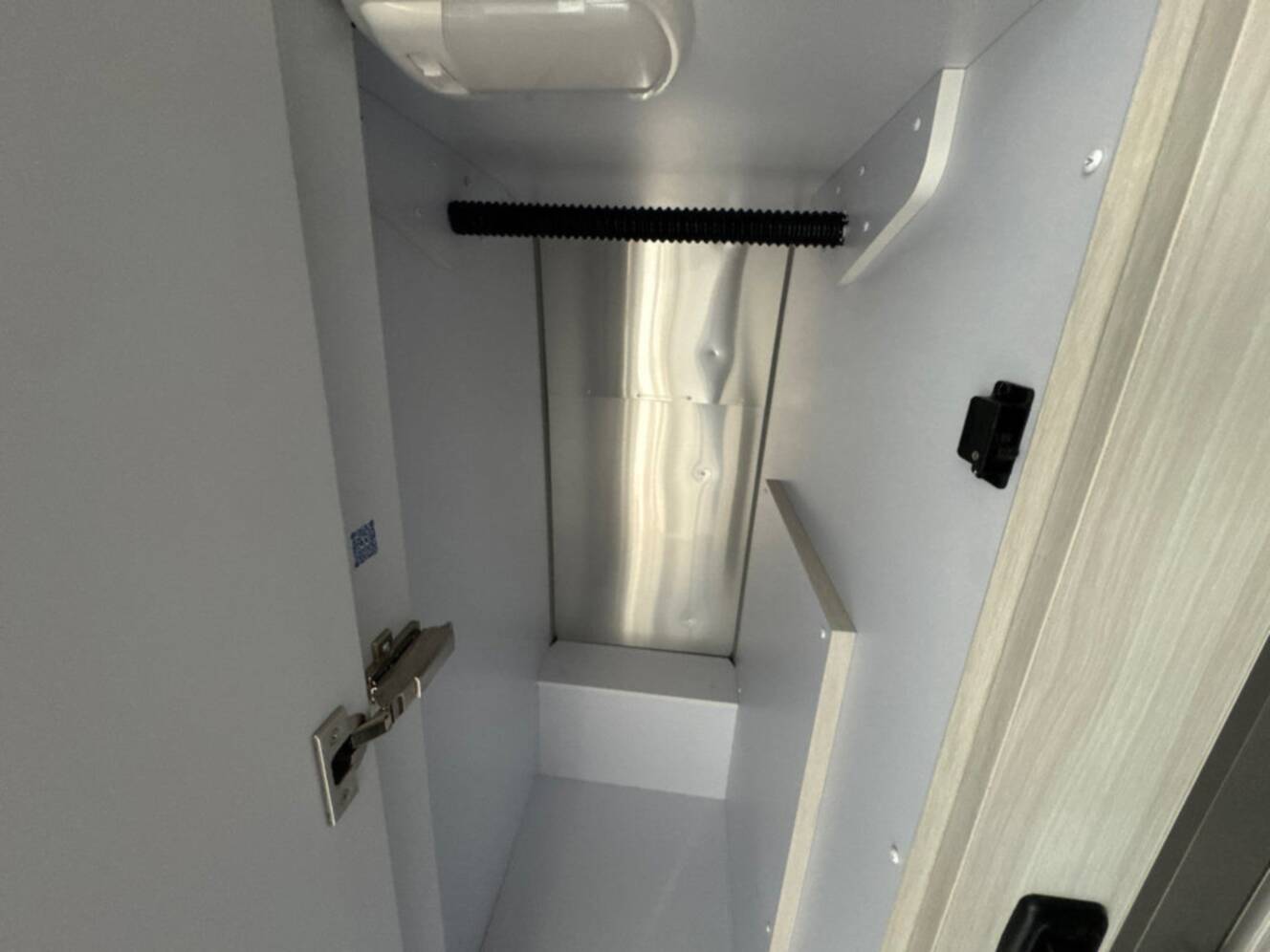 A photo of this 2025 Airstream International 25FB