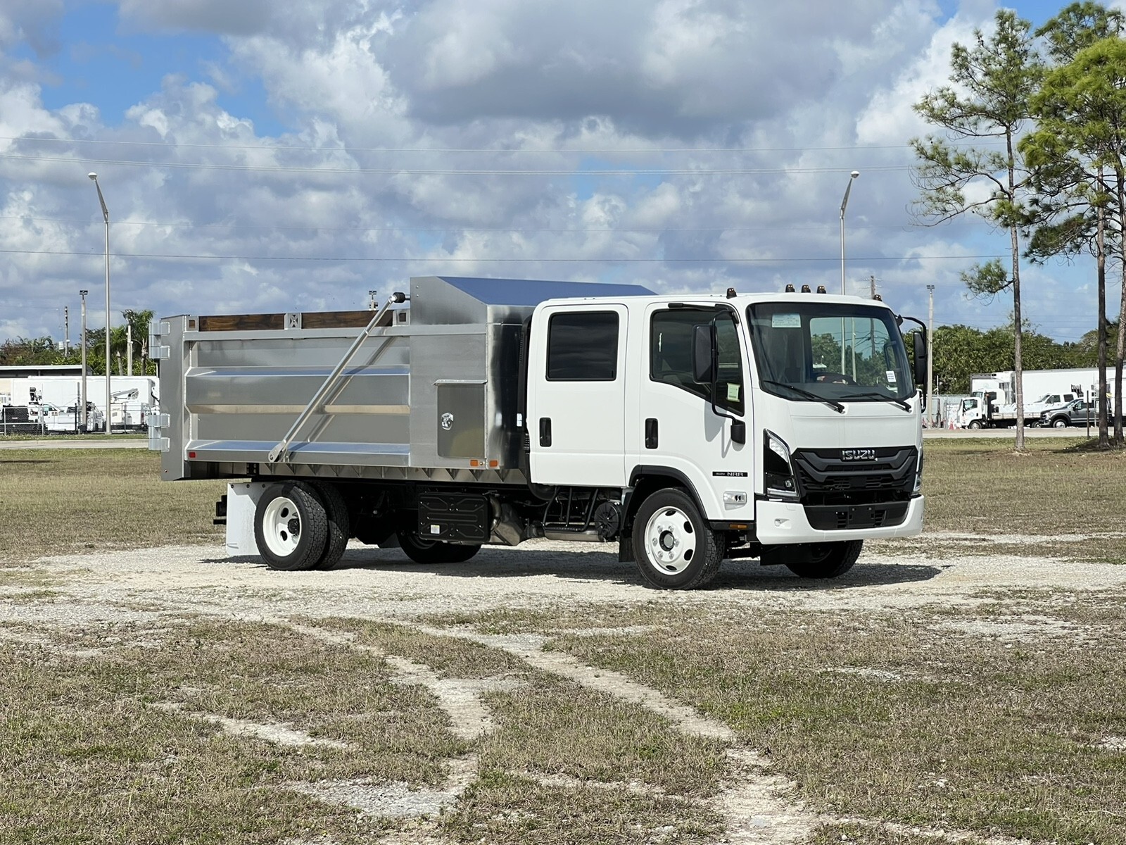 2026 ISUZU NPR XD in Miami, FL