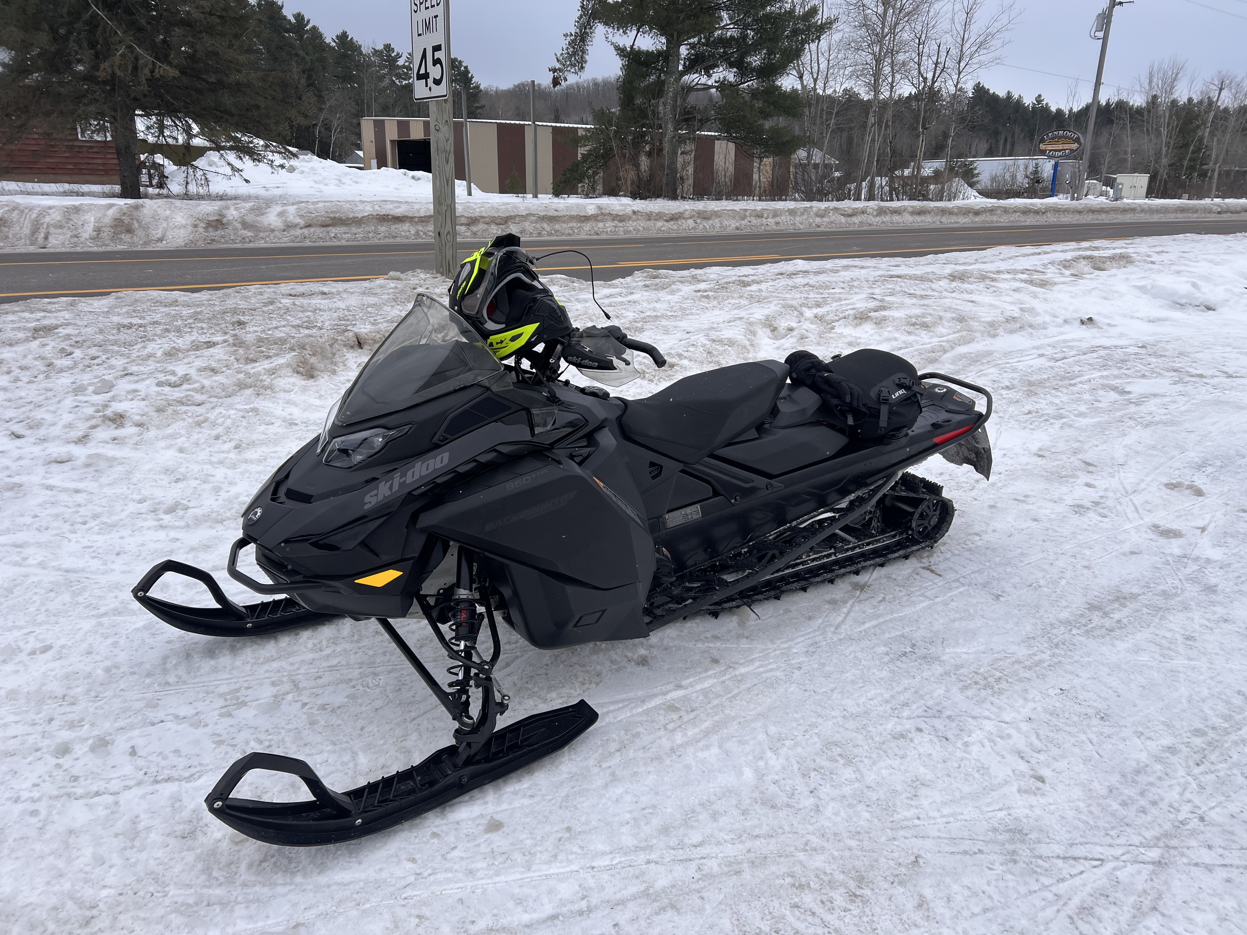 スノーモービル ARCTIC CAT M7 M7 For Sale - Arctic Cat Snowmobiles - Snowmobile Trader