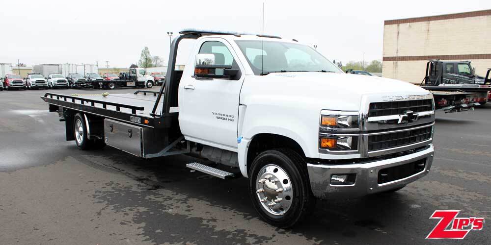 2023 CHEVROLET SILVERADO 6500HD in New Hampton, IA