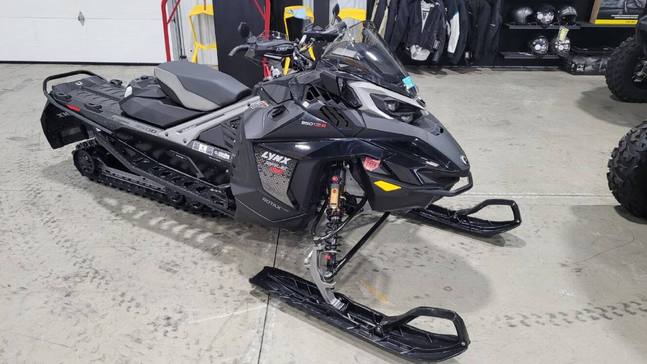 A photo of this 2026 Lynx Rave RE 850 E-TEC Turbo R w/ WIS Ice Ripper XT 1.5 SHO