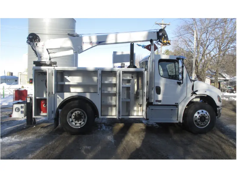 2025 FREIGHTLINER BUSINESS CLASS M2 106