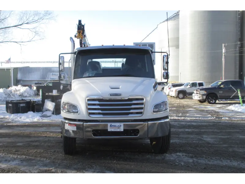2025 FREIGHTLINER BUSINESS CLASS M2 106