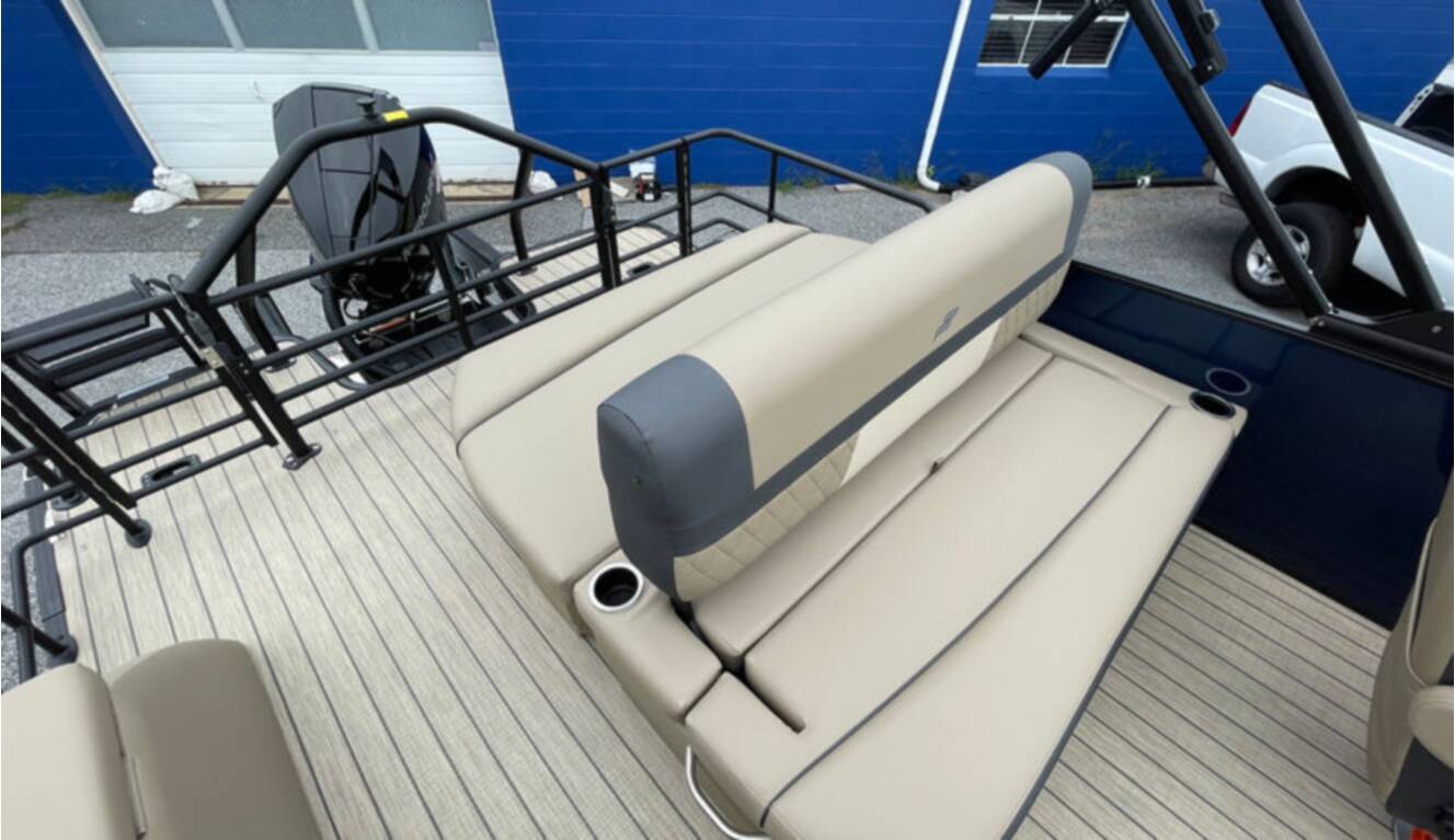 A photo of this 2026 Starcraft EXS-5 QDH