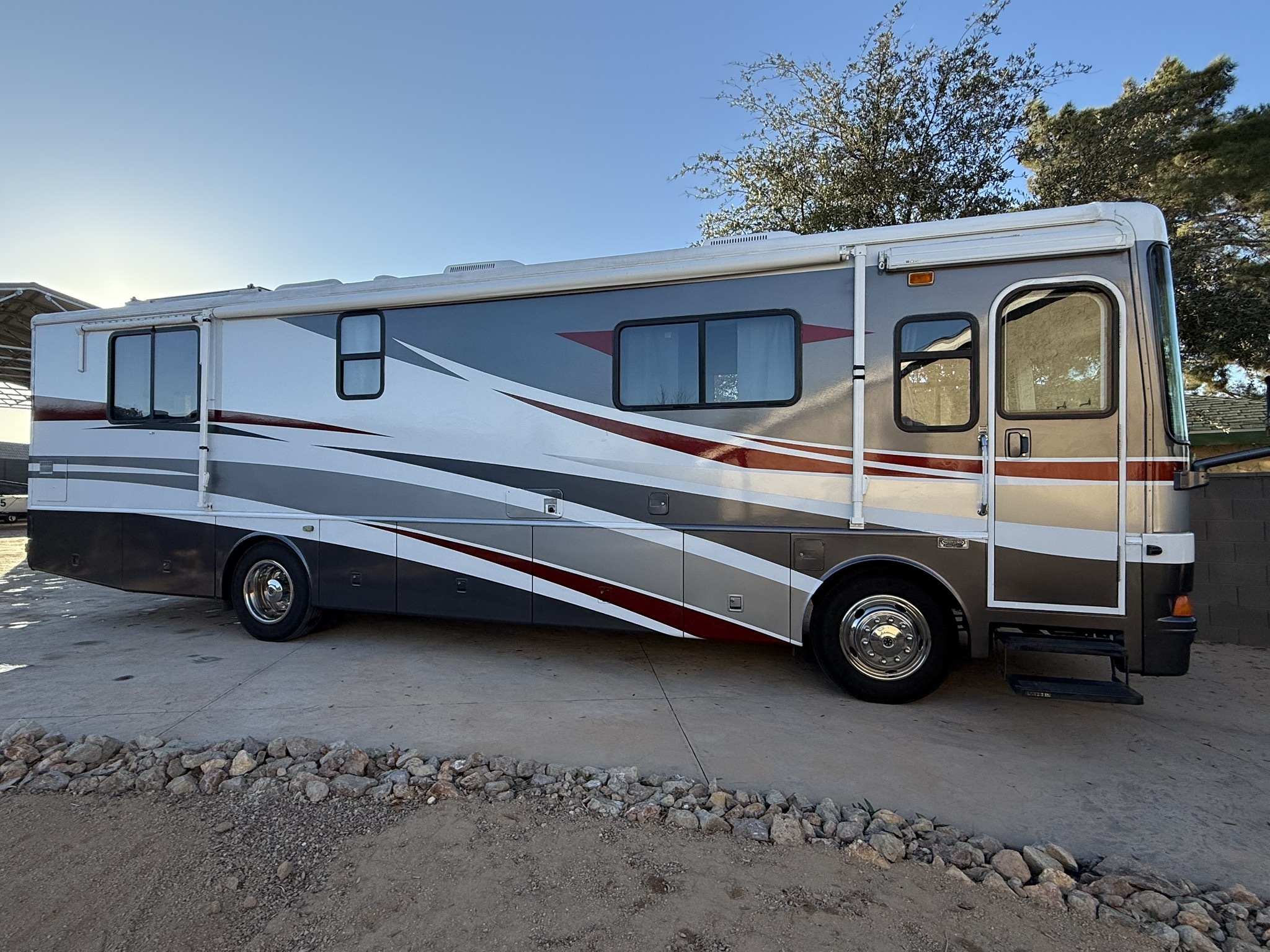 2003 Fleetwood EXPEDITION 34N in las vegas NV