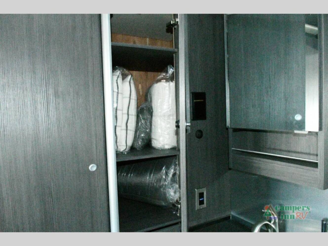 A photo of this 2025 Airstream Atlas ATL ALN